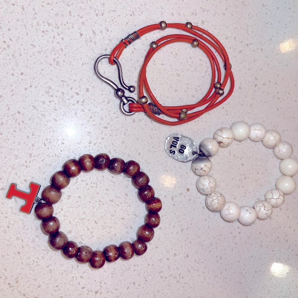 unv of TN bracelets - next day shipping, last chance before donation!!